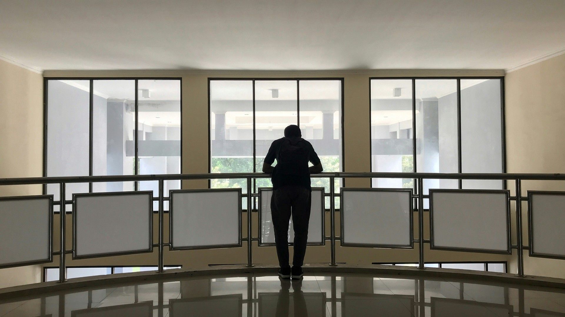 The AI Redundancy Timeline: Which HK Jobs Are Safe for the Next 5 Years?